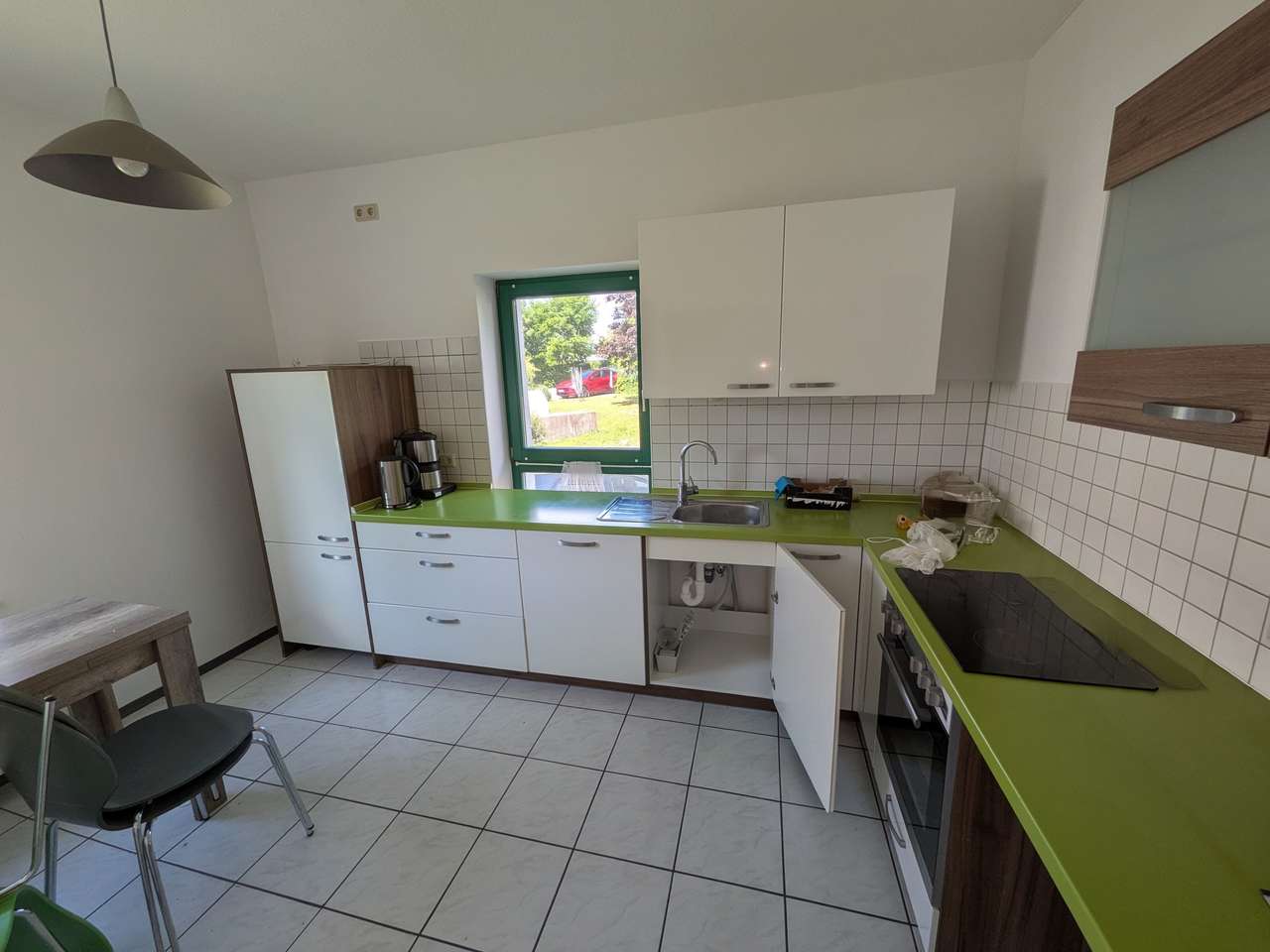 Helle 3-Raum-Wohnung im Erdgeschoss mit EBK